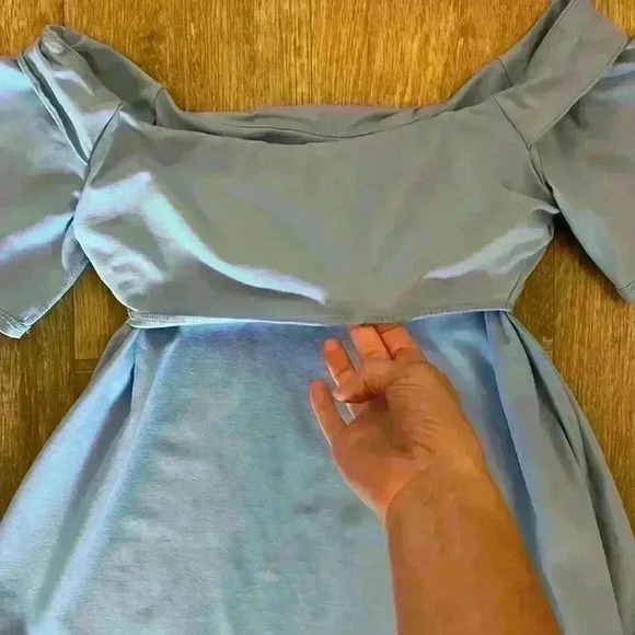 Susana Monaco Light Blue Off Shoulder Swing Short Sleeve Top Size Small EUC - Picture 6 of 10